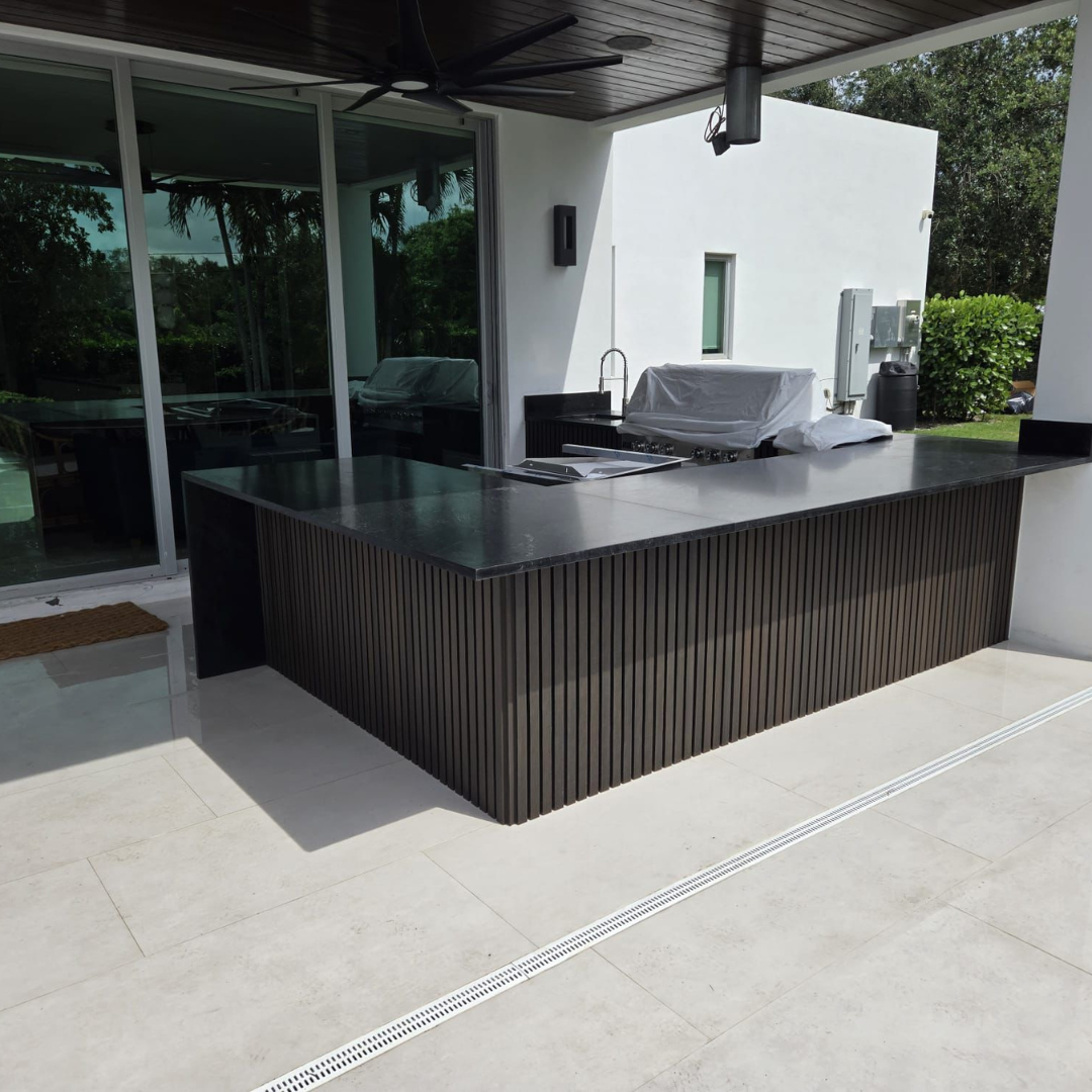 WALL PANEL EXTERIOR - GREY PINE