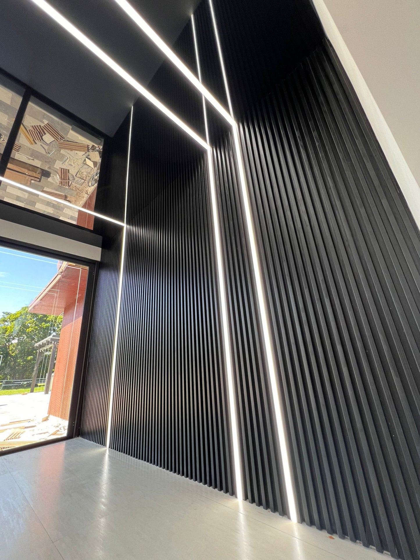 WALL PANEL INTERIOR - BLACK ICE